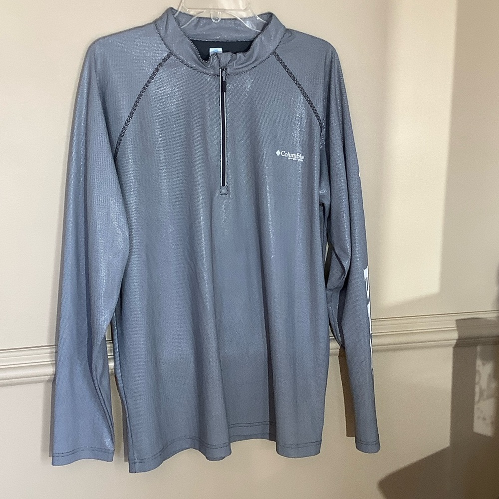 Columbia Steel Blue Long Sleeve Pullover